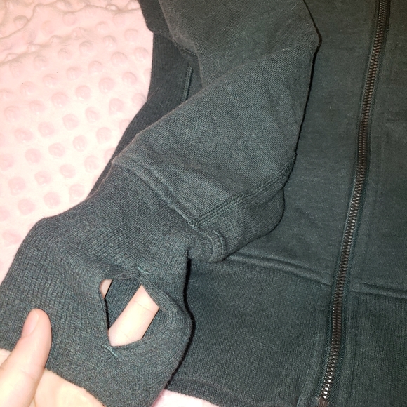 lulu🍋 scuba hoodie! - Picture 4 of 7